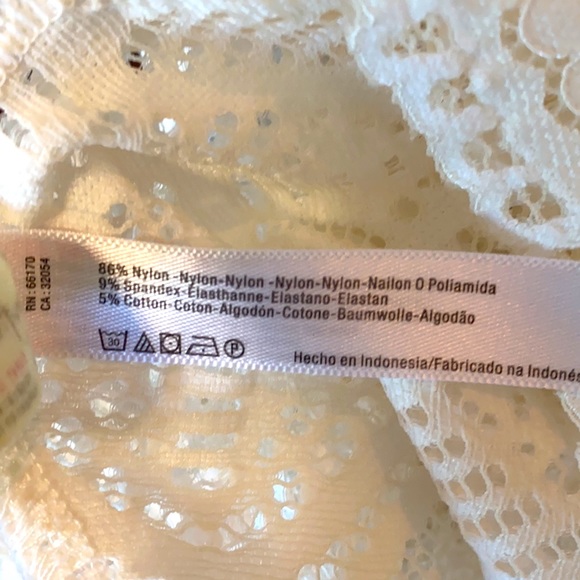 🆕 Free People | NWOT! White Lace Cheeky Boy Short - Picture 4 of 4